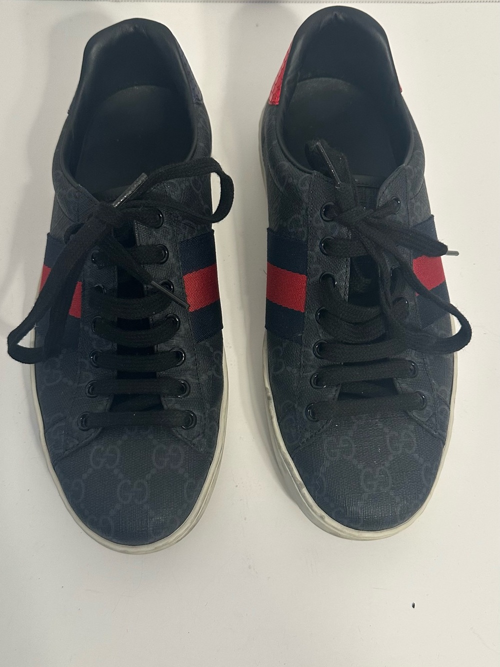 Authentic Gucci Black GG Supreme Low-Top Sneakers with Red & Navy Web